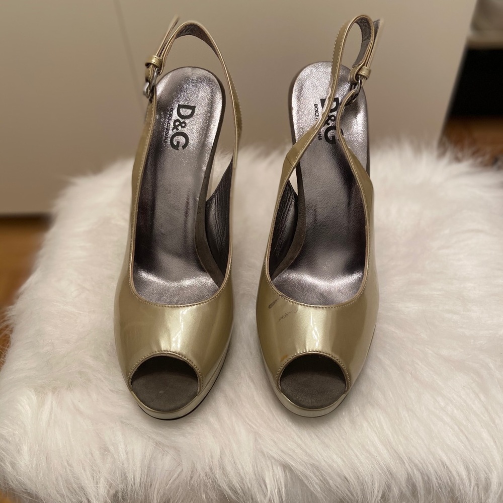 Designer D&G chic wedge heel